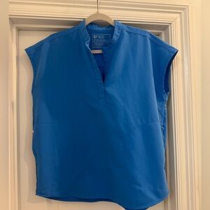 FIGS capri blue Rafaela top and Zamora joggers both size small EUC